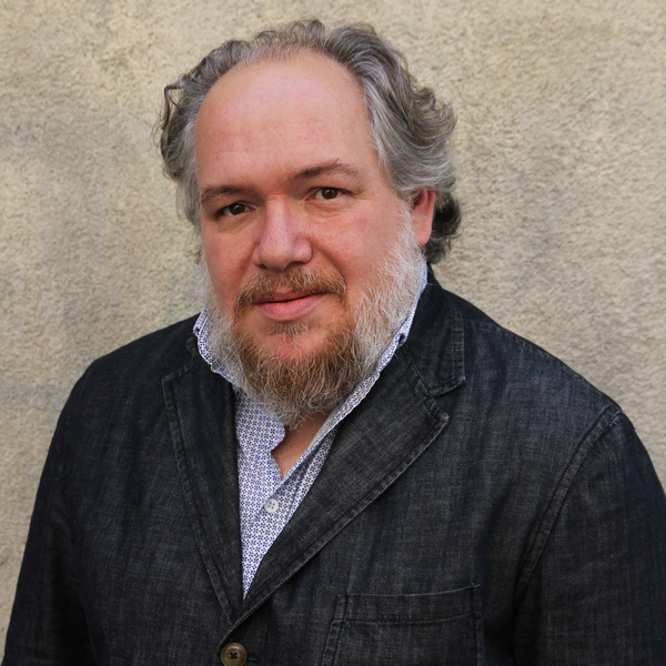 Portrait de Mathias Enard